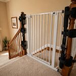 Best Pet Gate for Stairs with Banister Kit: A Full Guide for Pet Owners