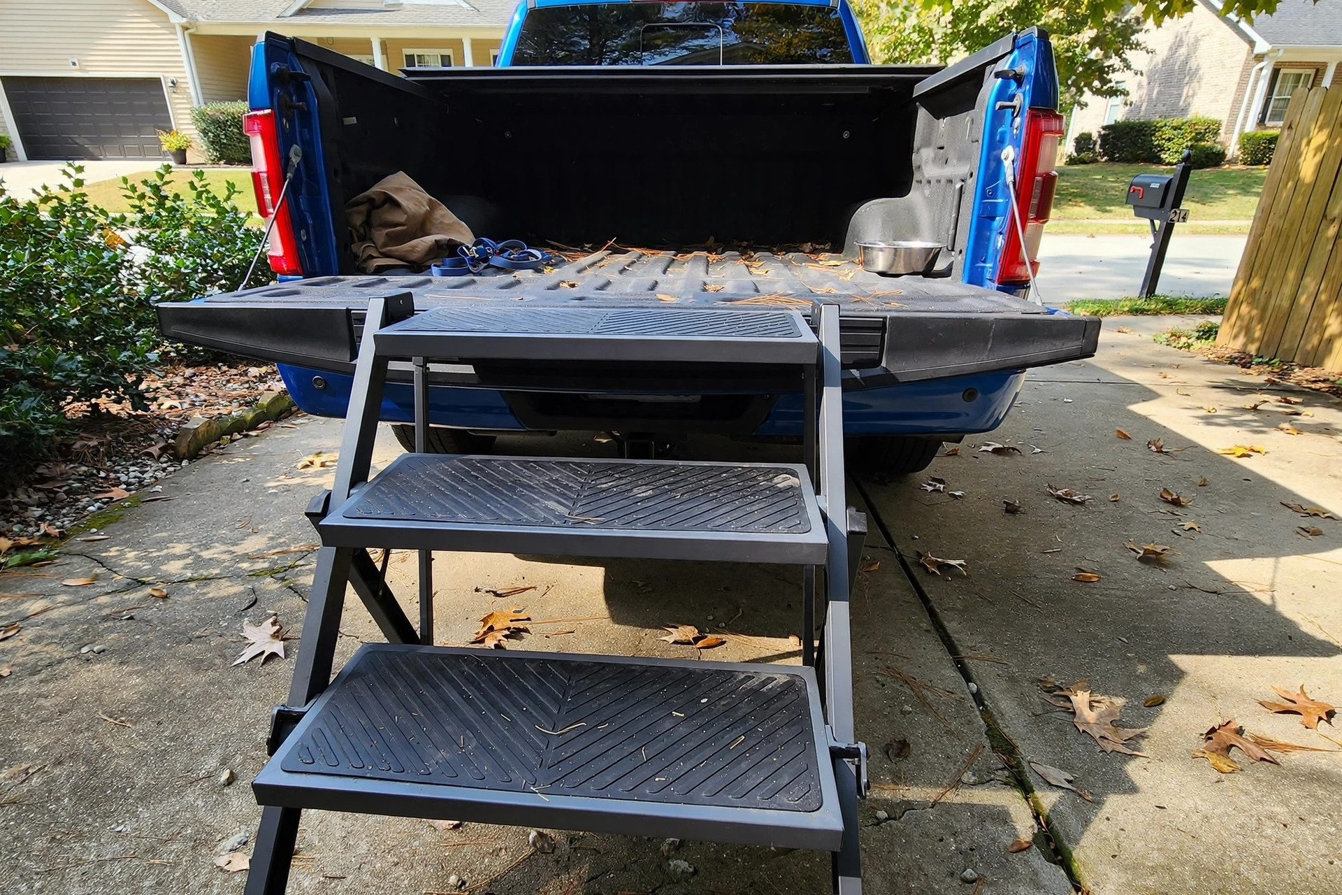 pet steps for truck bed access large dogs: Pet steps for truck bed access for large dogs