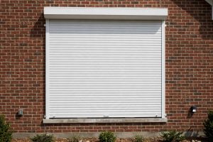 Thermal Shutter Installation Services for Homeowners: A Plain Guide