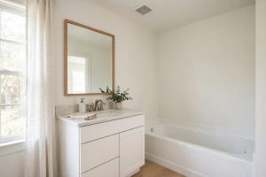 Best Paint for High Humidity Bathrooms USA: A Plain Guide to Lasting Walls