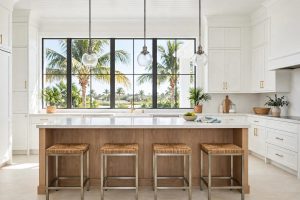 Kitchen Island Stools for Florida Homes in the USA