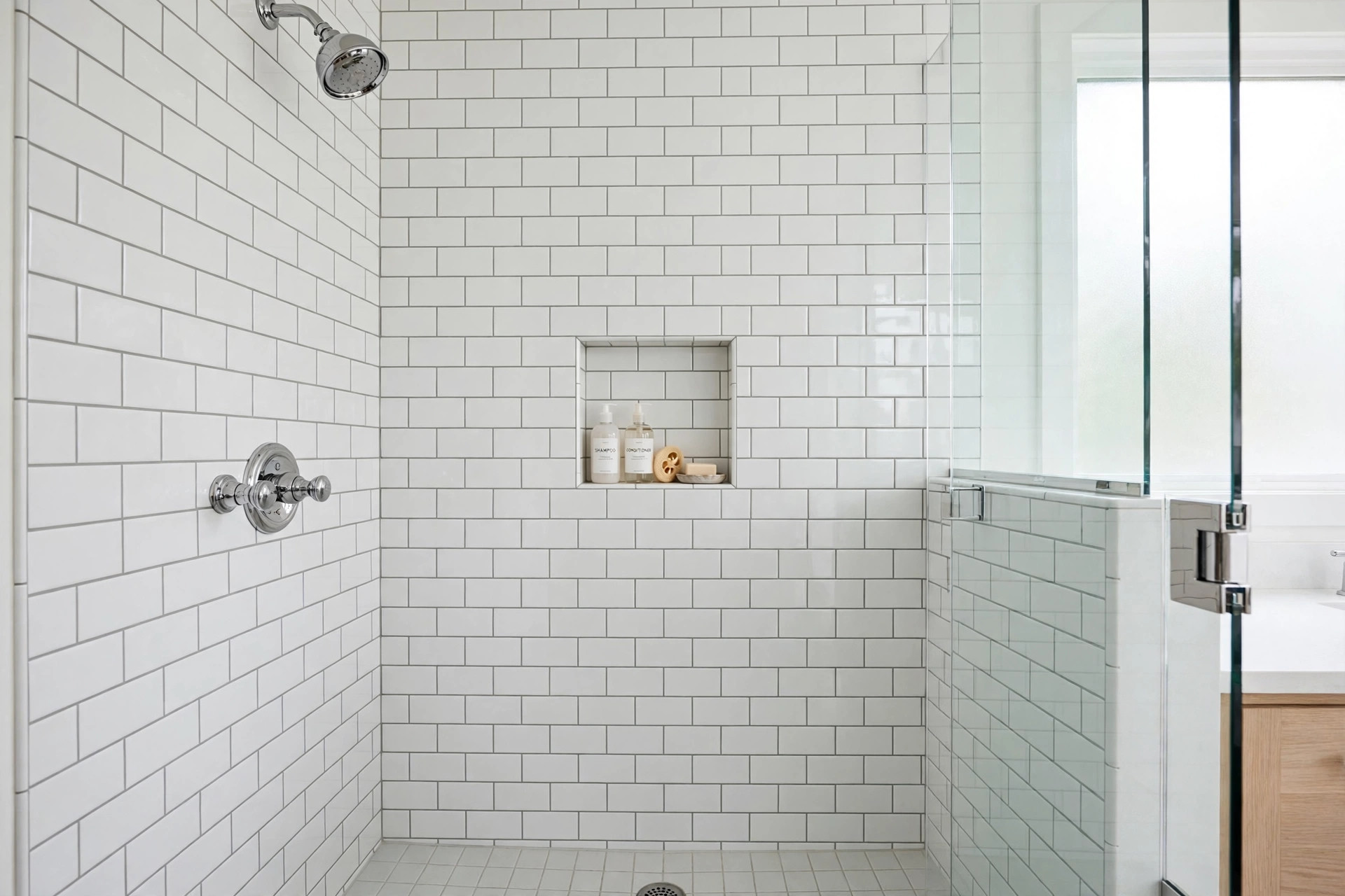 Bathroom wall tiles buying guide usa: white subway tile shower walls in a real American bathroom
