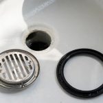 Replacing the gasket on a bathtub overflow drain
